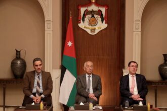 عاجل | العيسوي: حكمة الملك ومتانة الجبهة الداخلية ركيزة أساسية لمواقف الأردن الثابتة