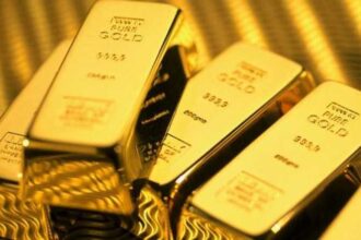 ارتفاع أسعار الذهب بفضل تراجع الدولار وترقب لسياسات ترامب الاقتصادية