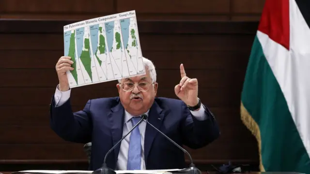 انسحاب السلطة من جنين أثناء اقتحام الاحتلال.. هل هو تنسيق أم تواطؤ؟