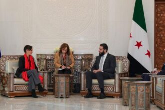 أحمد الشرع يستقبل وفد الاتحاد الأوروبي برئاسة حاجة لحبيب في دمشق