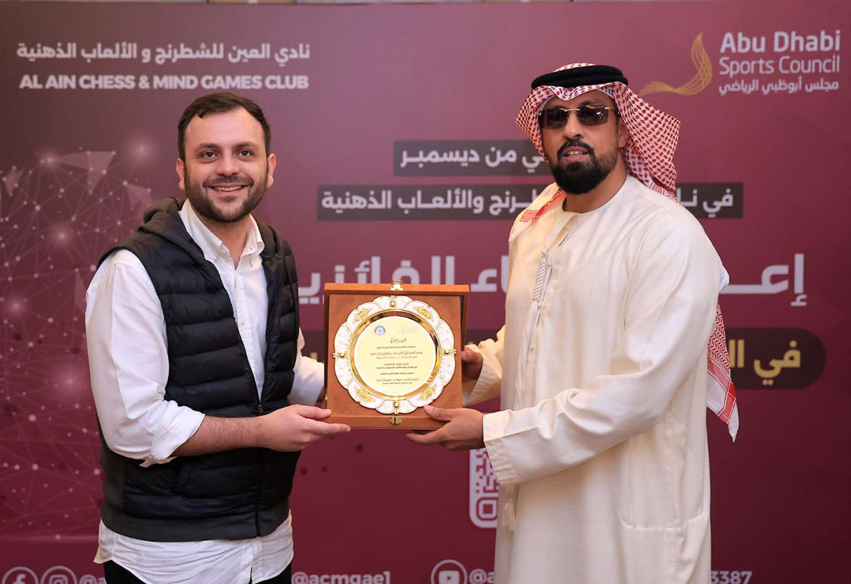 الأمير عمر بن فيصل يلتقي رئيس اتحاد الإمارات للرياضات الإلكترونية لتعزيز التعاون المشترك