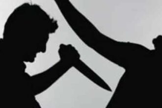 البحث عن ولي أمر طالب طعن معلماً داخل مدرسة في ماركا