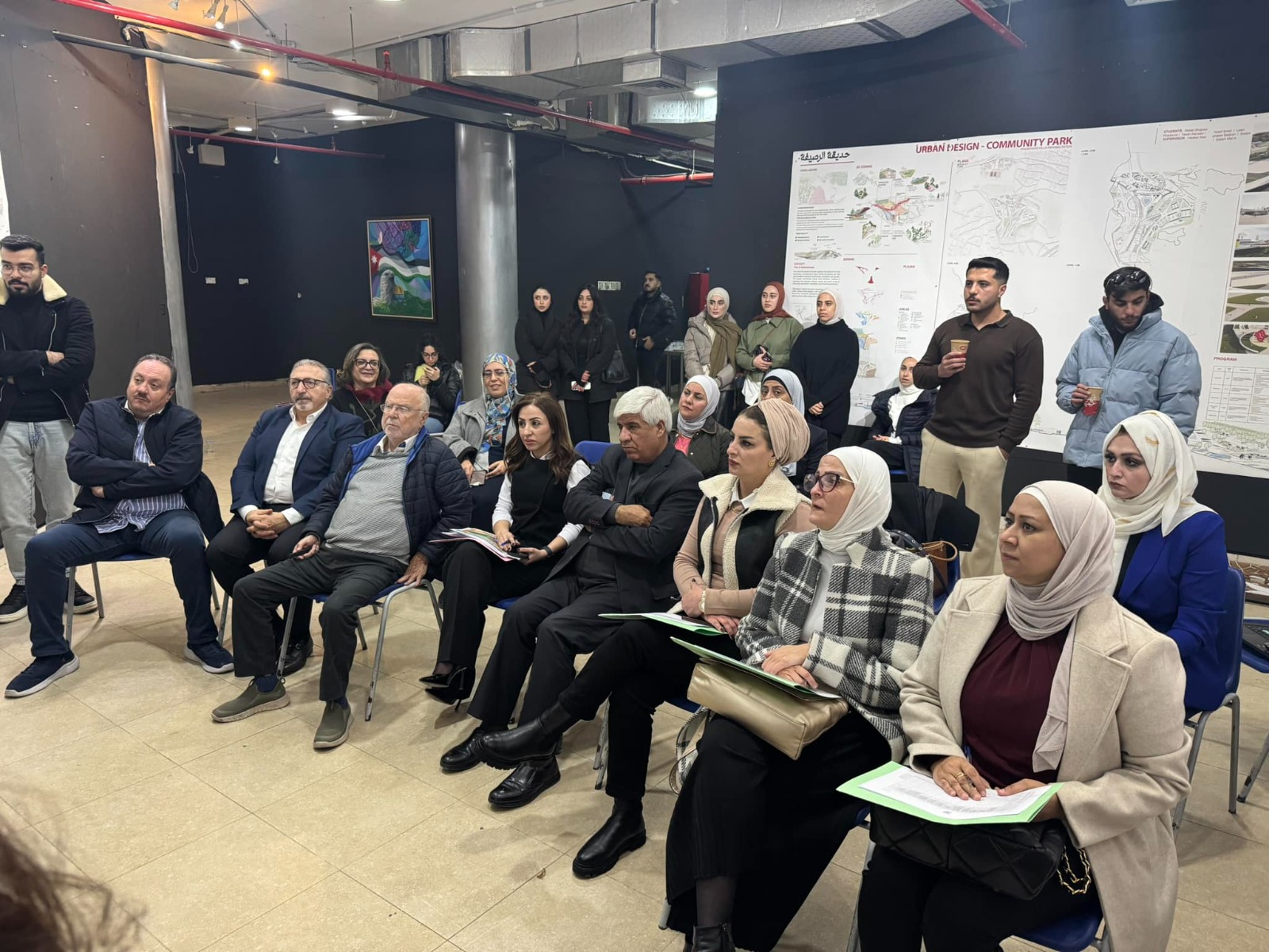 صورة حول : طلبة هندسة العمارة في جامعة البترا ينجزون تصاميم إعادة تأهيل تلال الفوسفات ضمن المبادرات الملكية طلبة هندسة العمارة في جامعة البترا ينجزون تصاميم إعادة تأهيل تلال الفوسفات ضمن المبادرات الملكية