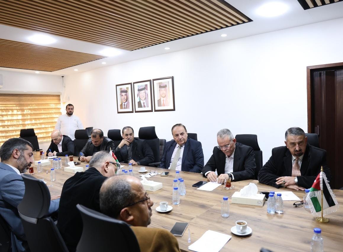 إضاءات عن زيارة وزارة الاتصال الحكومي