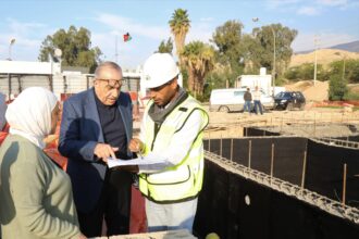 أبو السمن يتفقد مستشفى الأميرة إيمان وصيانة الجسور بعمان