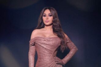 إليسا تفاجئ الصحافيين بتصريح غير متوقع في الرياض