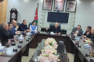 أبو علي خلال لقاء قطاع النقللا تغيير على الية الضريبة المقطوعة في الفوترة