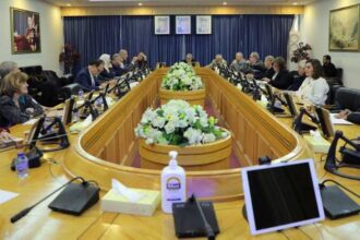 لجنة الصحة بالأعيان تناقش تحديات وإنجازات القطاع الصحي