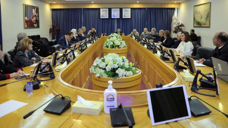لجنة الصحة بالأعيان تناقش تحديات وإنجازات القطاع الصحي