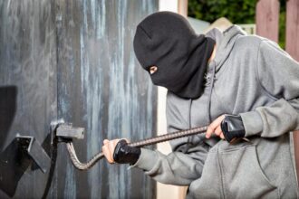 مكافآت ضخمة للقبض على لص سرق مجوهرات بـ10 ملايين جنيه إسترليني في لندن