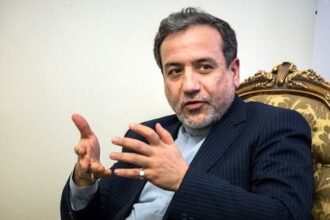 إيران: دعمنا لأي حكومة يؤيدها الشعب السوري