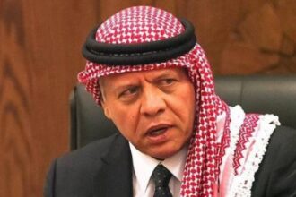عاجل | الملك يعزي ترمب بضحايا تصادم طائرة ومروحية في واشنطن