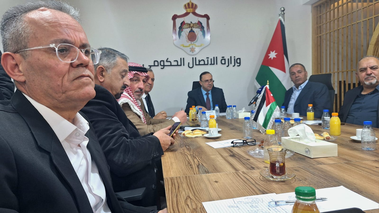 إضاءات عن زيارة وزارة الاتصال الحكومي