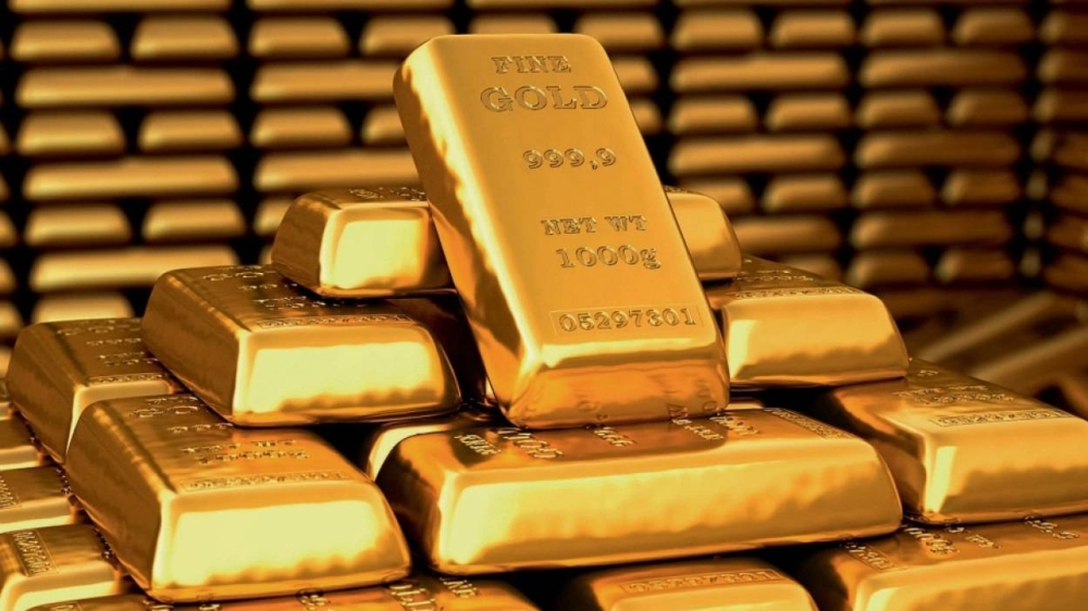 الذهب يتراجع لكن يحقق مكاسب أسبوعية مع توقعات خفض الفائدة الأميركية