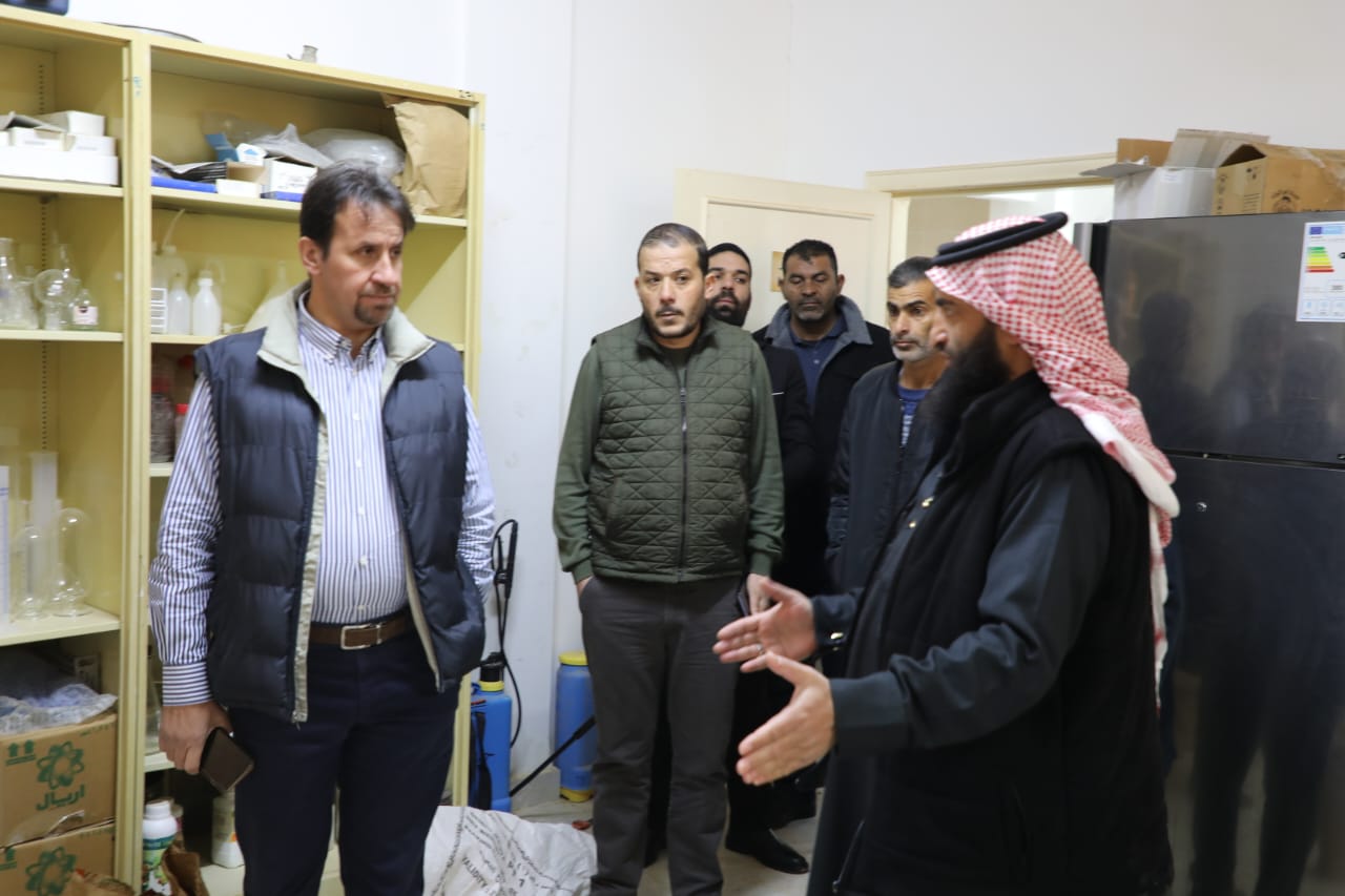 صورة حول : مدير البحوث الزراعية يتفقد محطة الخالدية لدعم الزراعة الملحية مدير البحوث الزراعية يتفقد محطة الخالدية لدعم الزراعة الملحية