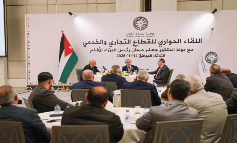 حسان يؤكد التعاون المشترك مع القطاع التجاري لتحقيق رؤية التحديث الاقتصادي