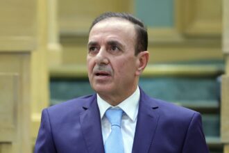 عوني الزعبي يتبرع بأرض لبناء مستشفى عسكري في الرمثا ويدعو لتمويل المشروع في موازنة 2026-2027