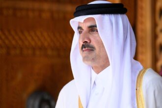 أمير قطر يصل إلى دمشق وسط تطورات سياسية