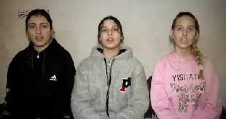 كيف أثرت صفقة تبادل الأسرى على منصات التواصل الاجتماعي بعد الإفراج عن الأسيرات الثلاث؟