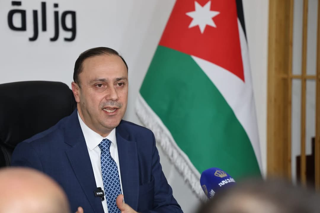 عاجل | المومني يشيد بدور المواقع الإلكترونية في خدمة الدولة الأردنية .. فيديو