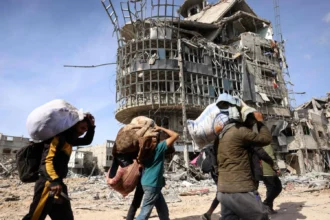 قيادي في حماس: عودة النازحين إلى شمال غزة تحطم أوهام الاحتلال بالتهجير