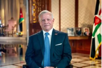 عاجل | الفايز يهنئ الملك بعيد ميلاده ويتعهد بدعم مسيرة الوطن
