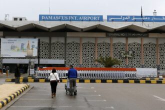 الطيران المدني يدرس طلبات لرحلات جديدة إلى دمشق بعد استئناف الملكية الأردنية