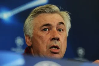 أنشيلوتي يعرقل صفقة ديفيز لريال مدريد