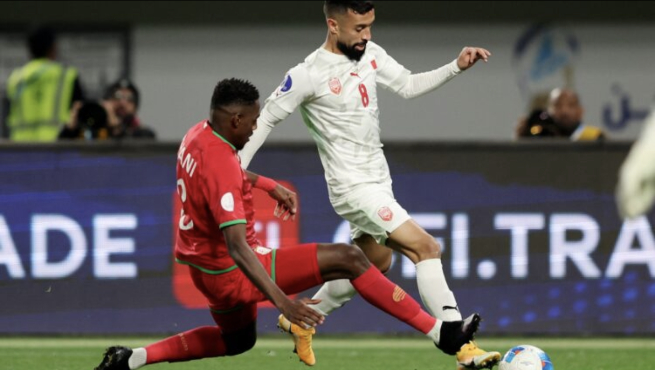 البحرين تُتوّج بكأس الخليج بفوز مثير على عمان 2-1