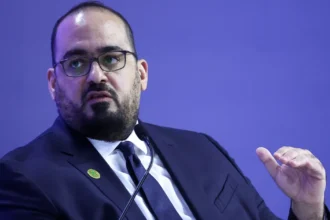 وزير سعودي يكشف عن استثمارات بـ 600 مليار دولار مع أمريكا