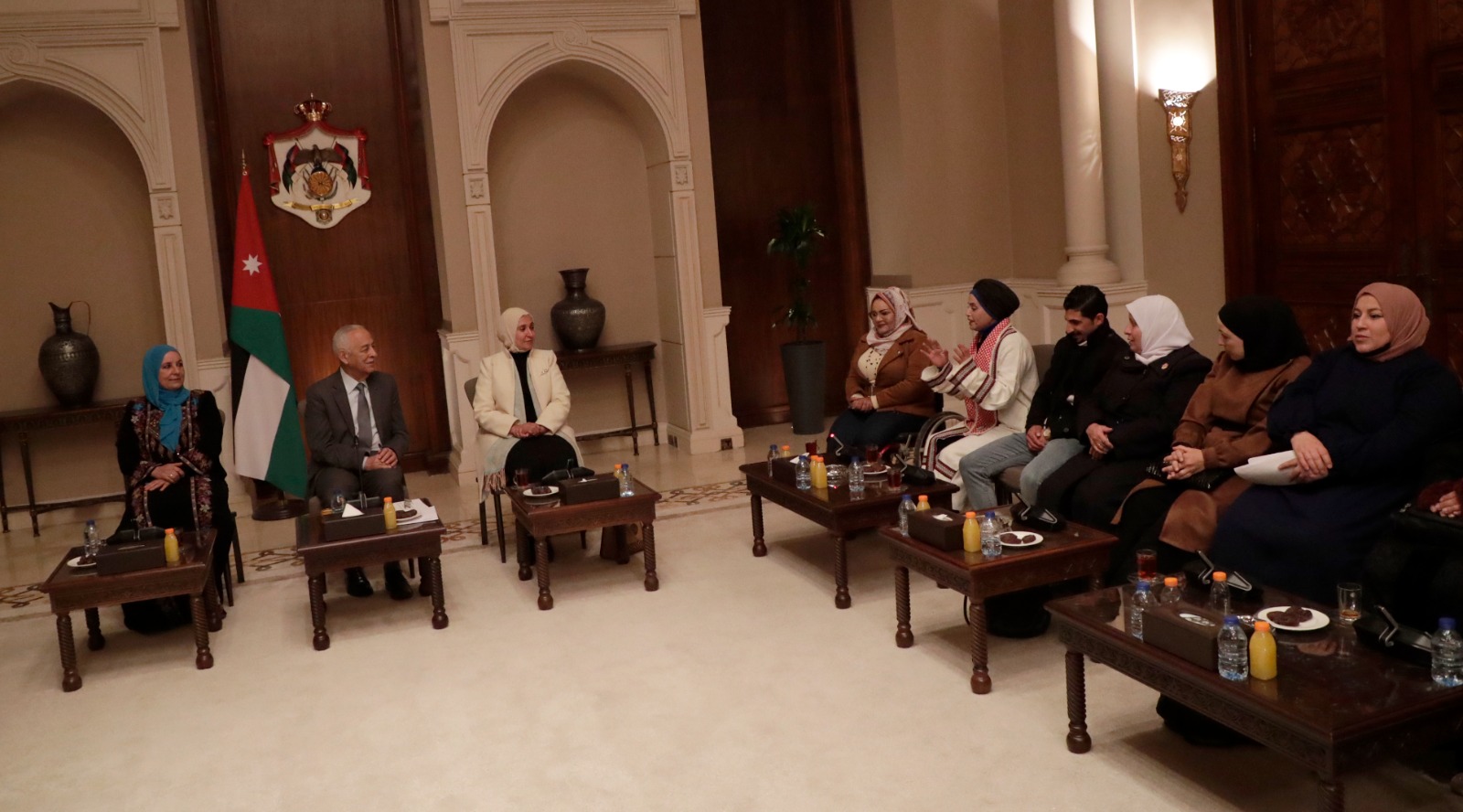صورة حول : عاجل | العيسوي: حكمة الملك ومتانة الجبهة الداخلية ركيزة أساسية لمواقف الأردن الثابتة عاجل | العيسوي: حكمة الملك ومتانة الجبهة الداخلية ركيزة أساسية لمواقف الأردن الثابتة