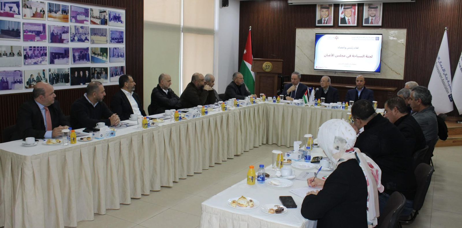 تحديات القطاع السياحي في لقاء بين رجال الأعمال ولجنة السياحة