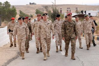 رئيس هيئة الأركان المشتركة يزور لواء الشيخ محمد بن زايد آل نهيان/ التدخل السريع
