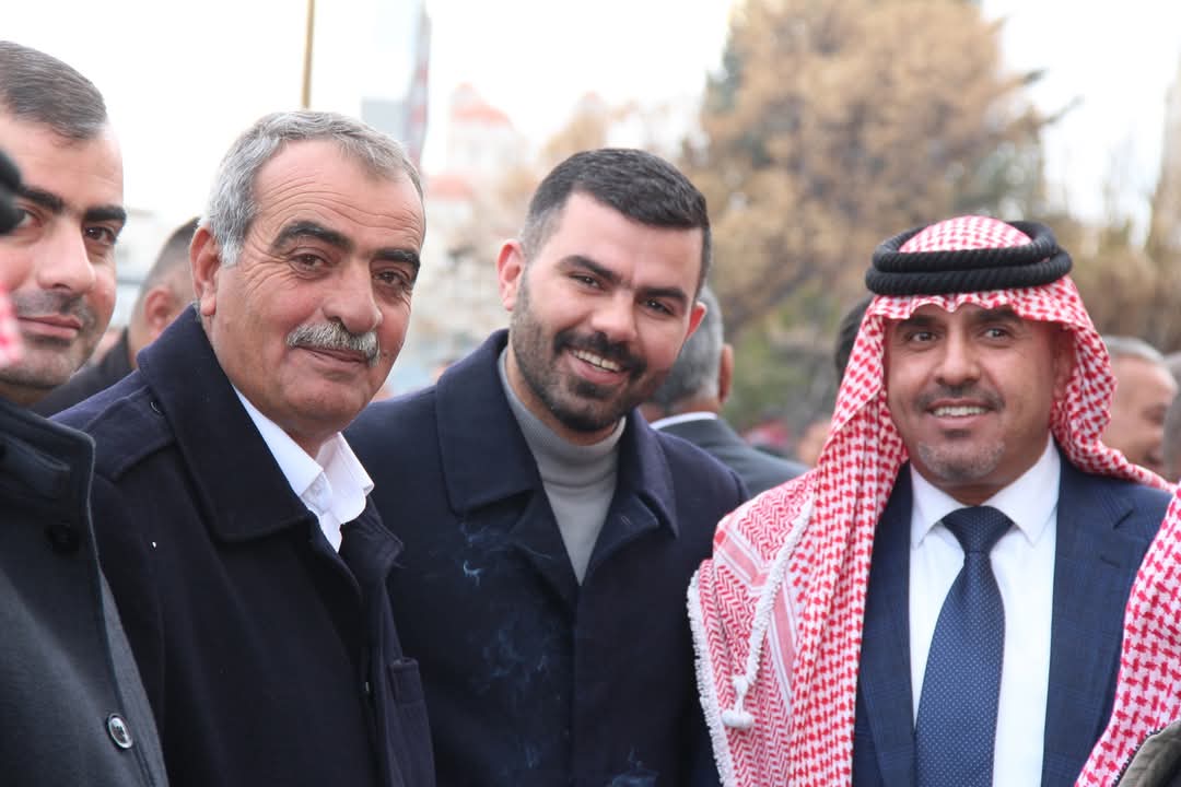 صورة حول : مبارك الخطوبة للدكتور أنس العواملة والدكتورة إيمان الصهيبا مبارك الخطوبة للدكتور أنس العواملة والدكتورة إيمان الصهيبا