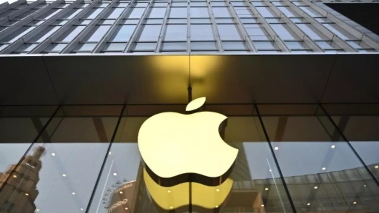 هل ستعالج آبل أخيرًا مشكلة المنبه في آيفون؟