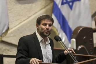 سموتريتش يدعو إلى إقالة رئيس الأركان الإسرائيلي