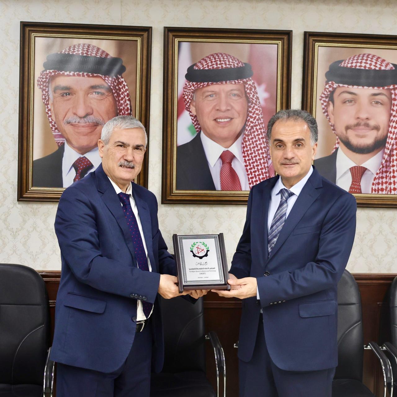 صورة حول : وفد من جامعة سكاريا التركية يزور المجلس الأعلى للعلوم والتكنولوجيا وفد من جامعة سكاريا التركية يزور المجلس الأعلى للعلوم والتكنولوجيا