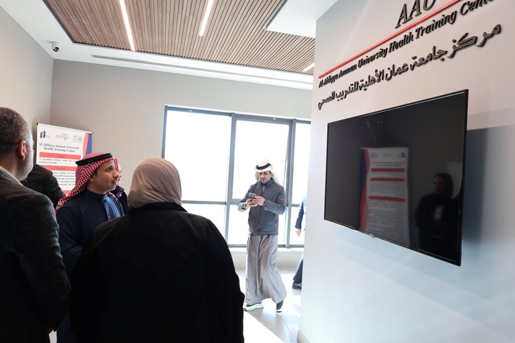 القائم بأعمال الملحقية الثقافية السعودية يزور جامعة عمان الأهلية