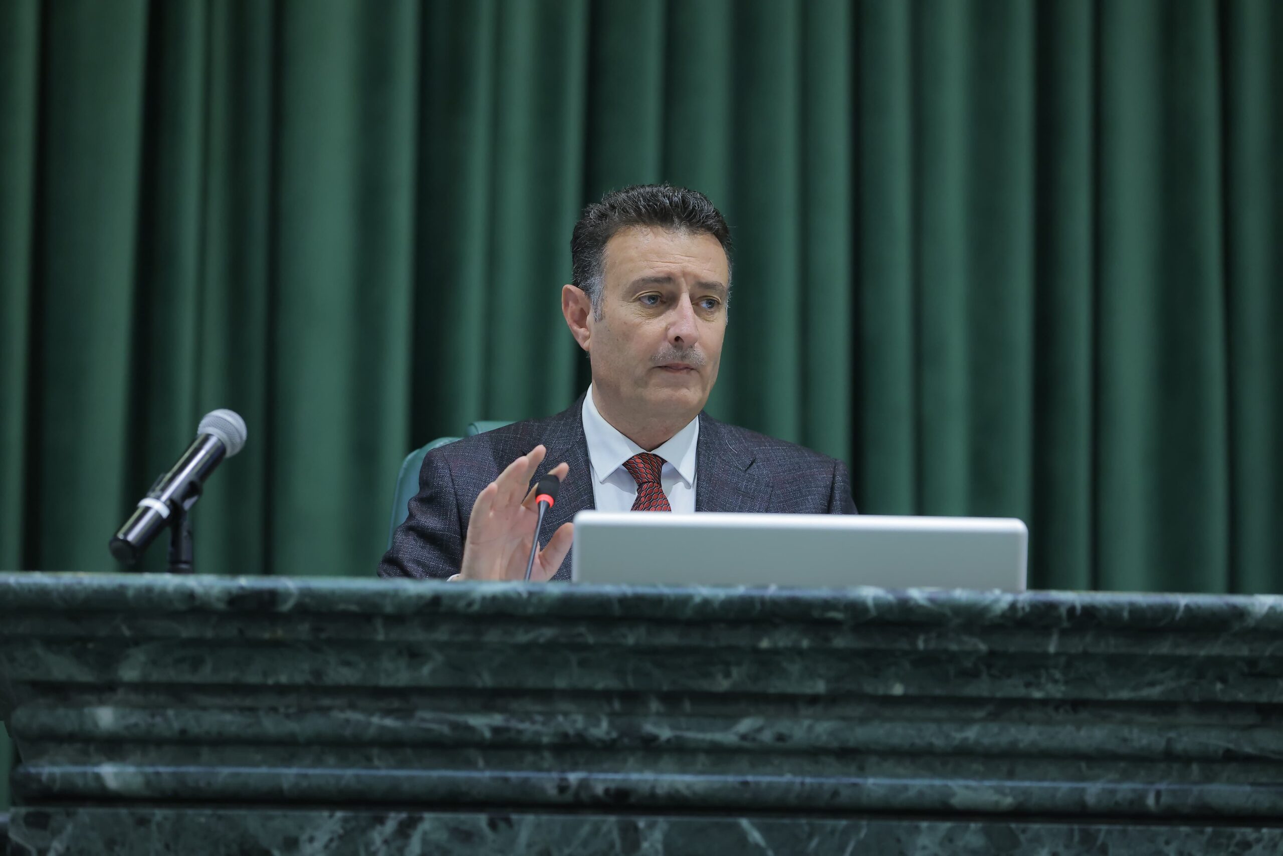الصفدي: المجد لنشامى المستشفى الميداني في غزة على طريق الواجب ونهج سيد البلاد بعون أشقائنا في القطاع