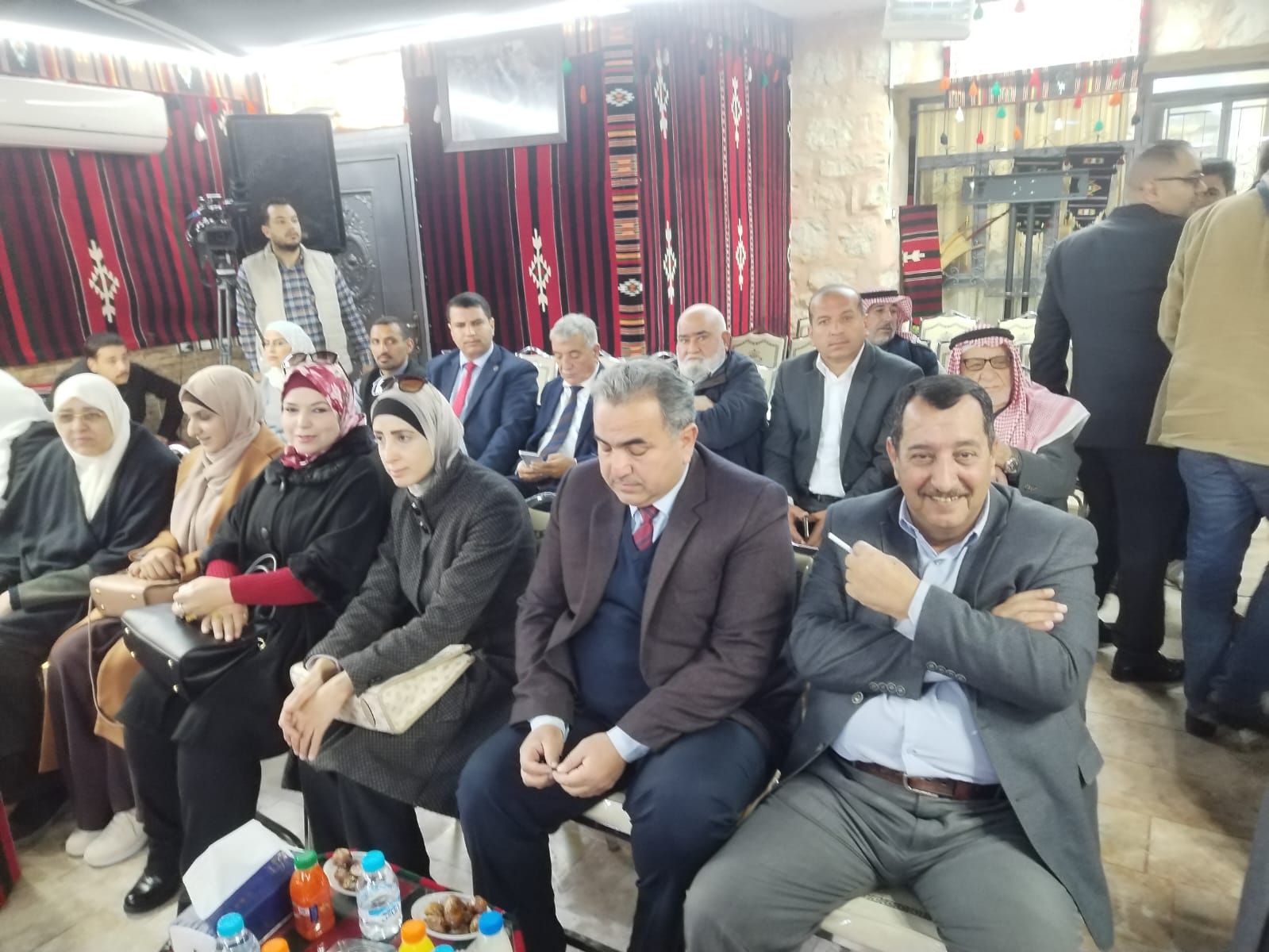 الفايز يناقش في معان التحديات الداخلية و الخارجية