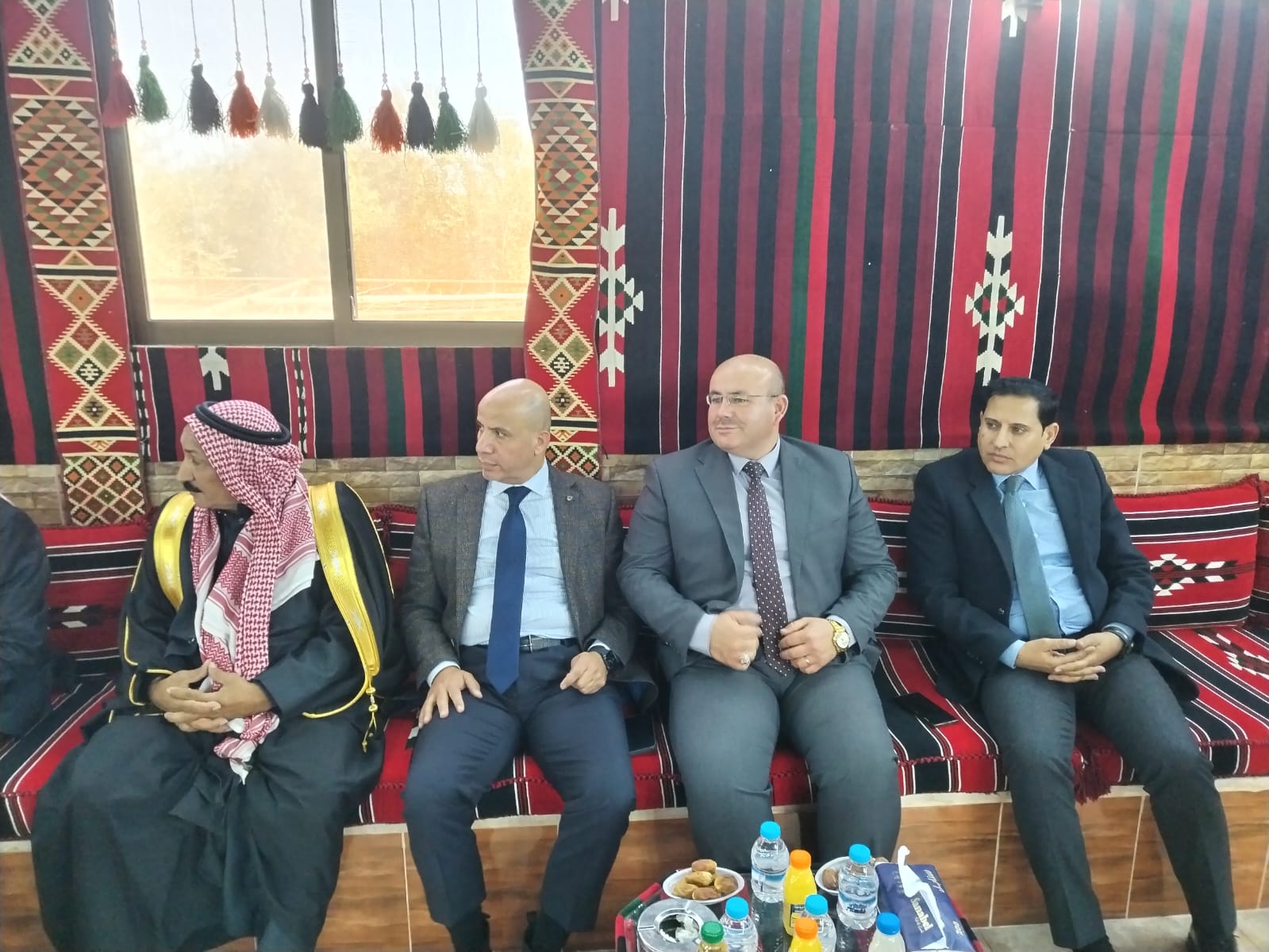 الفايز يناقش في معان التحديات الداخلية و الخارجية