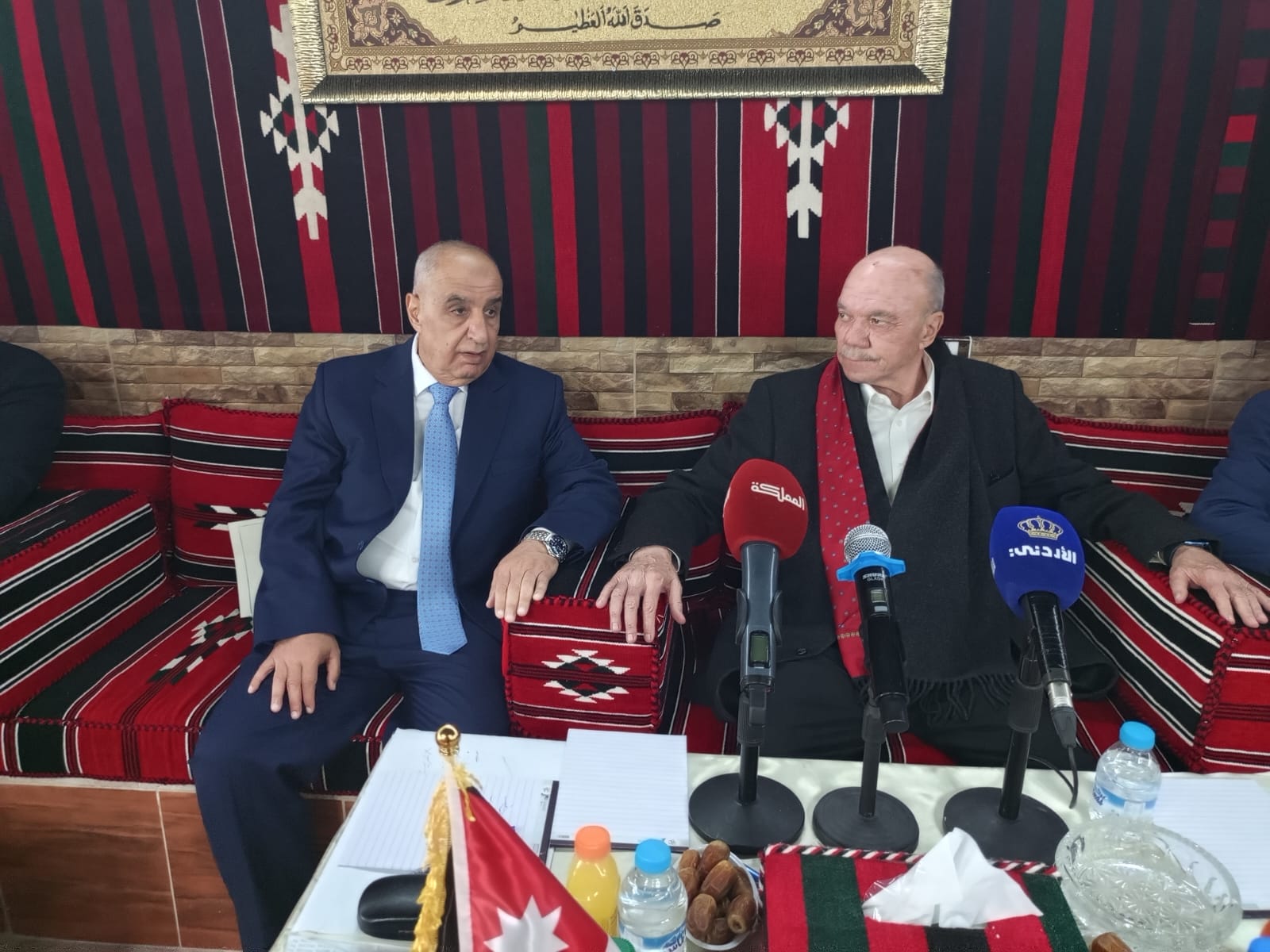 الفايز يناقش في معان التحديات الداخلية و الخارجية