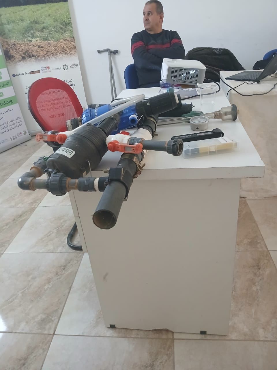 البحوث الزراعية ينفذ دورة تدريبية لتمكين صغار المزارعيين حول الممارسات الفضلى في إنتاج الفراولة