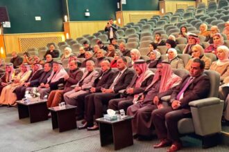 الشريف يوقع على وثيقة اعتزاز لمواقف القيادة والشعب اتجاة القضية الفلسطينية
