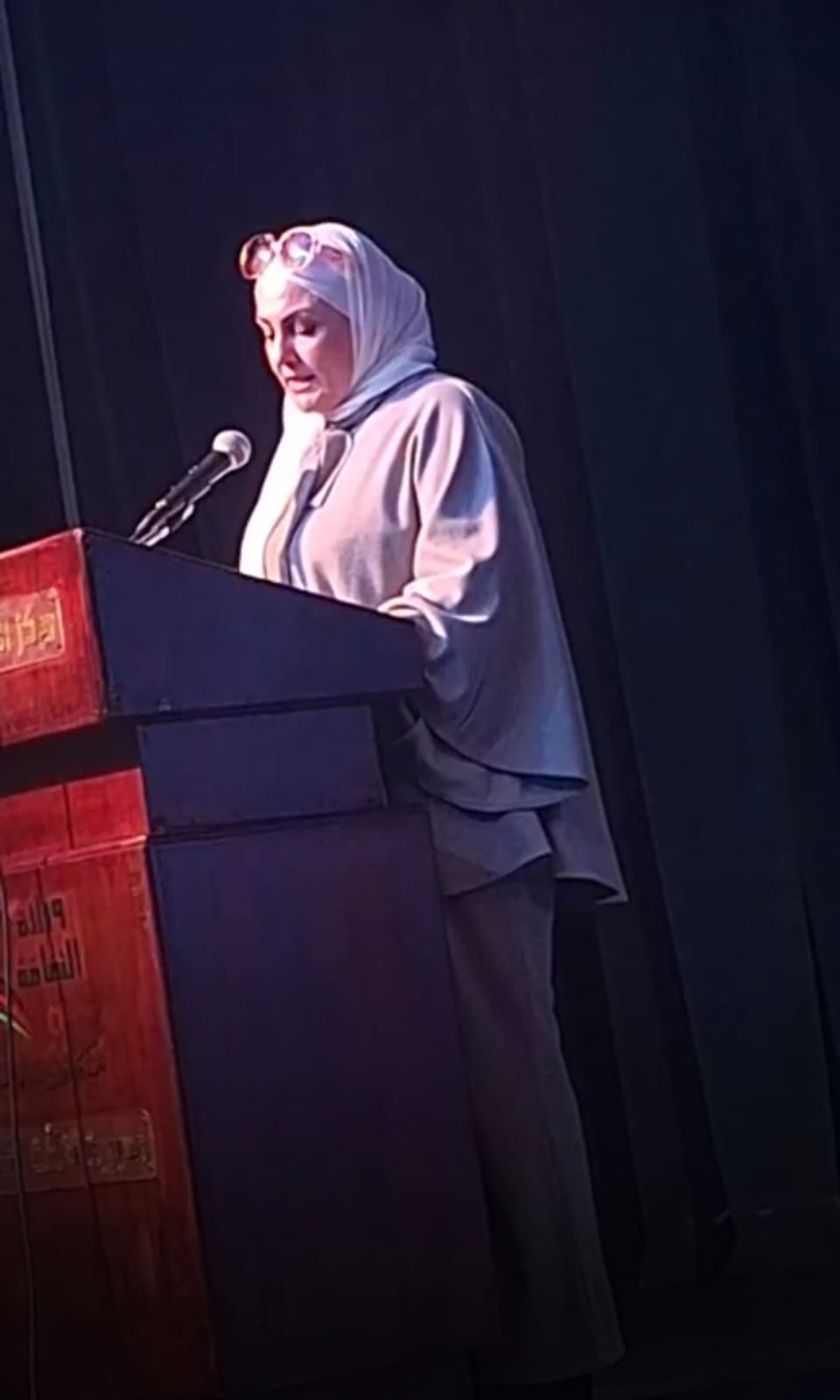 الشريف يوقع على وثيقة اعتزاز لمواقف القيادة والشعب اتجاة القضية الفلسطينية