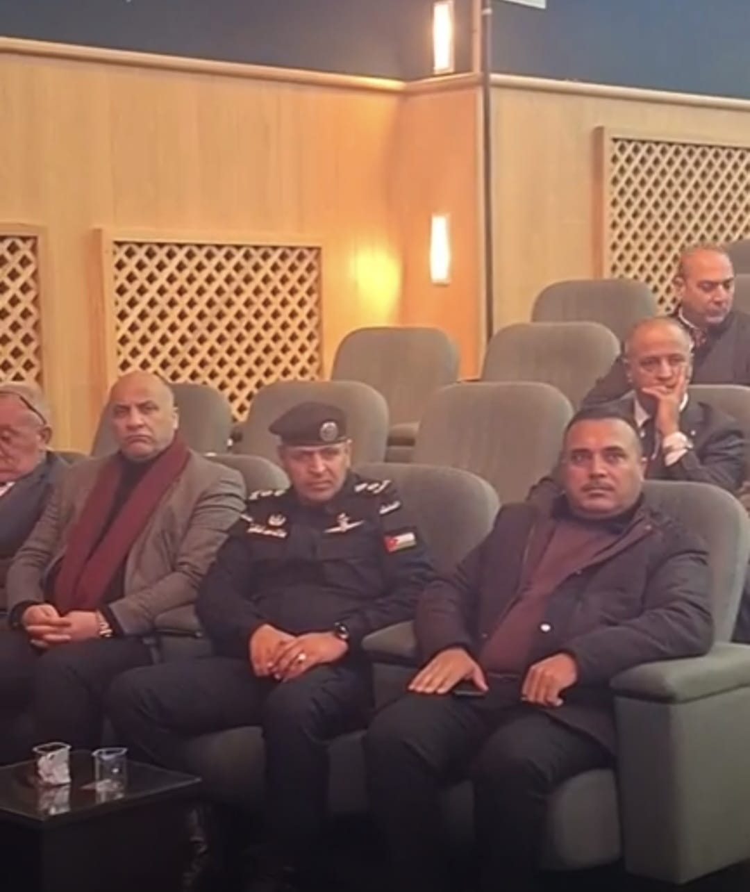 الشريف يوقع على وثيقة اعتزاز لمواقف القيادة والشعب اتجاة القضية الفلسطينية