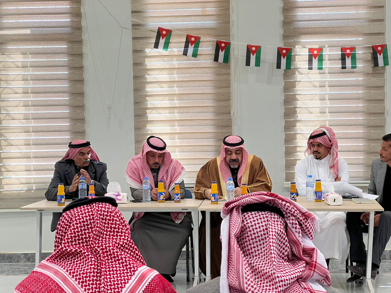 النائب المراعية يلتقي أبناء المجتمع المحلي بمنطقة حوض الديسي
