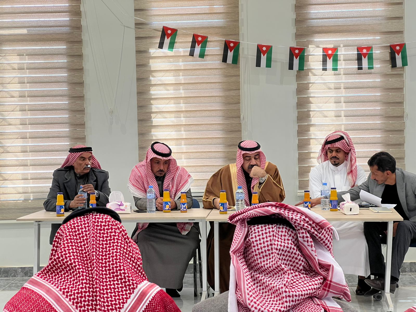 النائب المراعية يلتقي أبناء المجتمع المحلي بمنطقة حوض الديسي