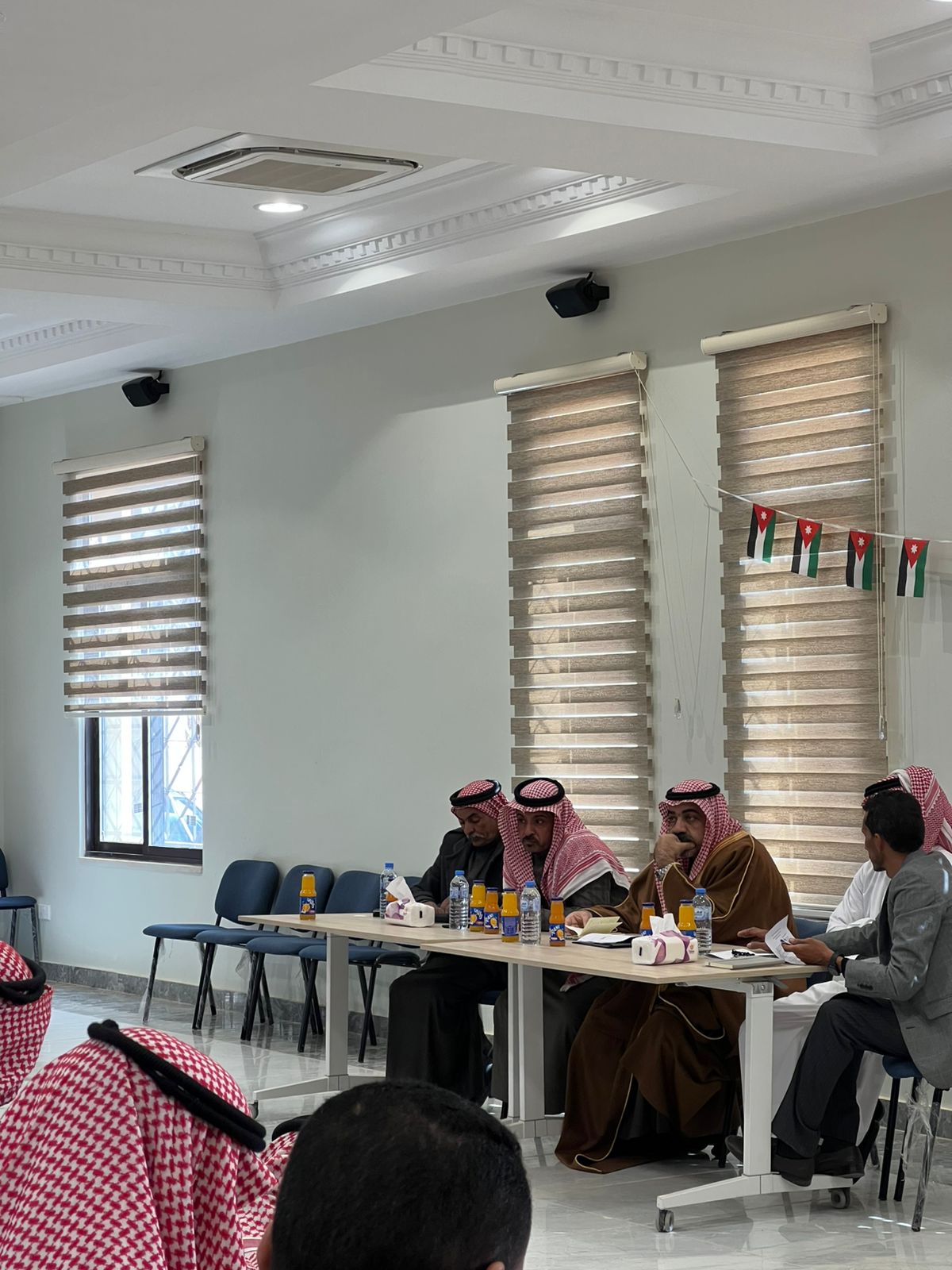 النائب المراعية يلتقي أبناء المجتمع المحلي بمنطقة حوض الديسي