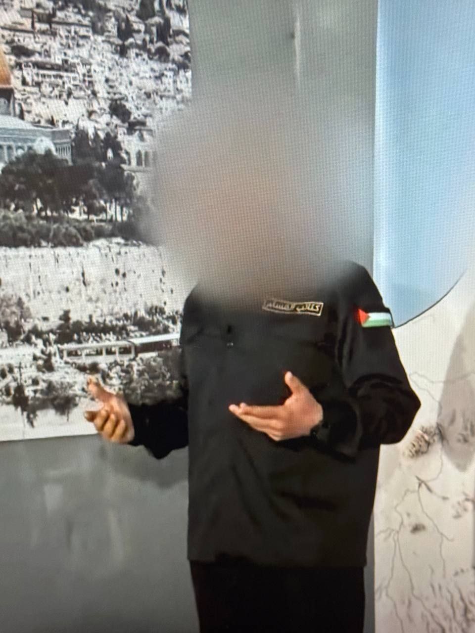 عاجل | مشاهد حصرية للقائد محمد الضيف أثناء إشرافه على عملية 7 أكتوبر